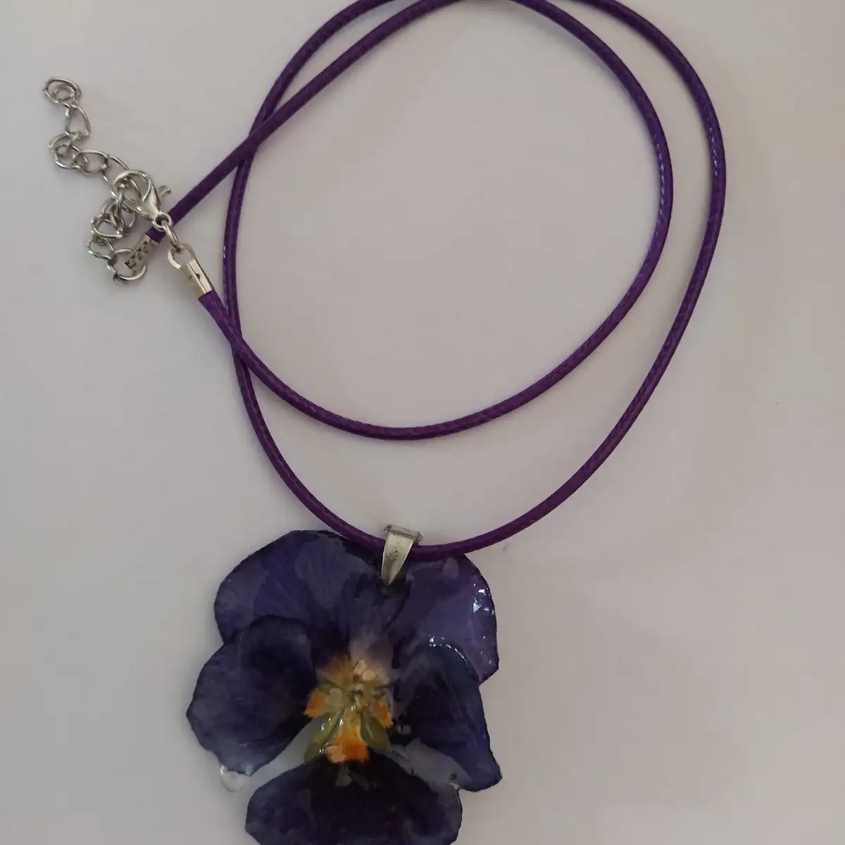 Collier pensée véritable