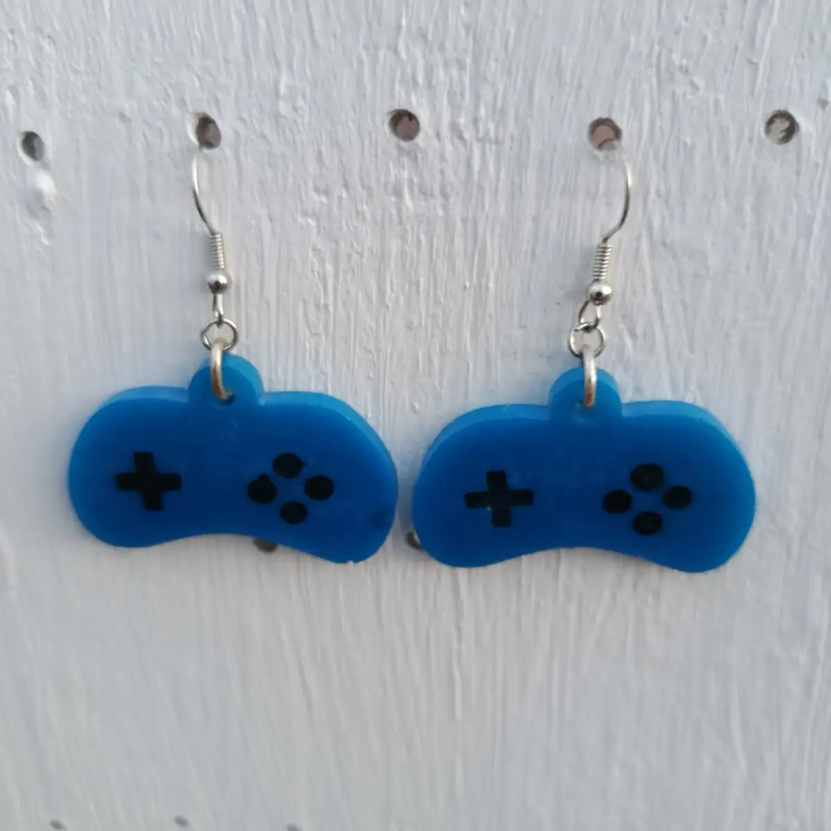 boucles d'oreilles manette de jeu